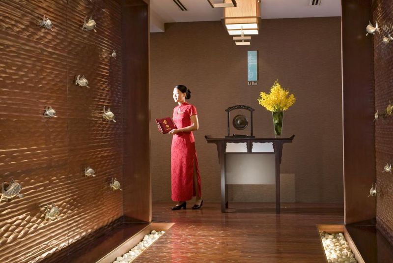Khuyến mại nhân dịp khai trương